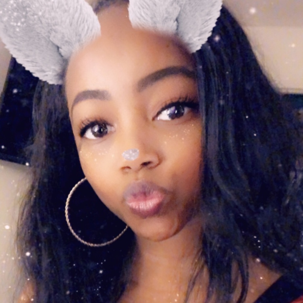 Meet your Posher, Shazzai